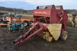 New Holland 846 Round Baler