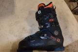 2 Pairs of Ski boots