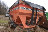 Unverferth 325 Gravity Wagon