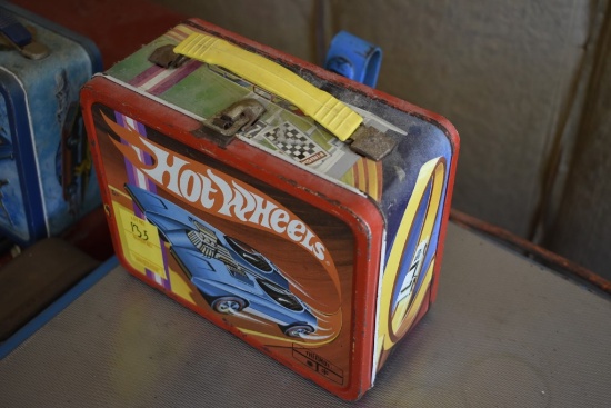 Hot Wheels Metal Lunch Box