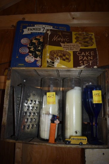 Group of Vintage Items
