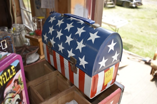 American Flag Metal Lunch Box