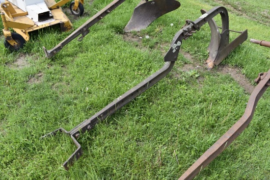 1 Bottom Plow