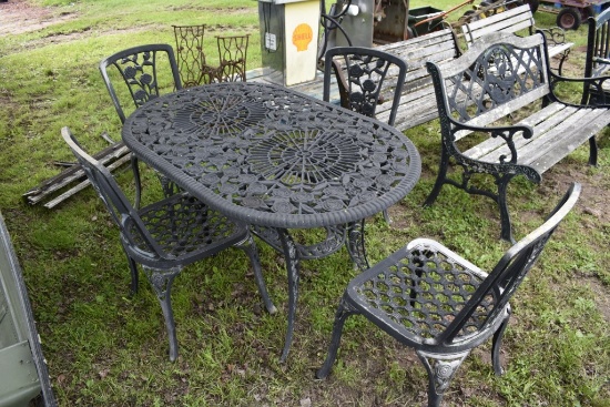 Cast Aluminum Table Set