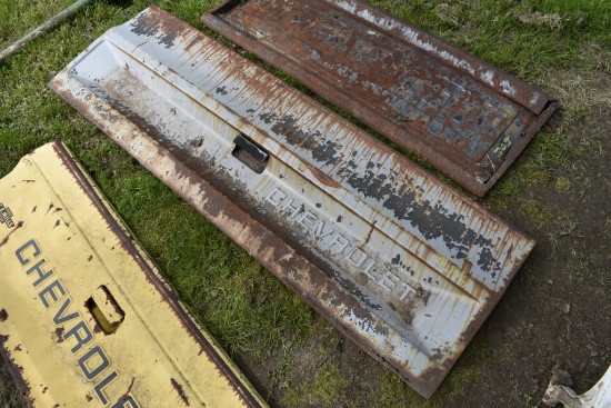 Vintage Chevrolet Pick Up Tailgate