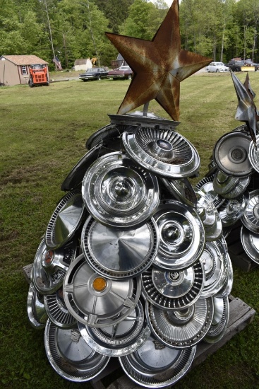 Hub Cap Christmas Tree