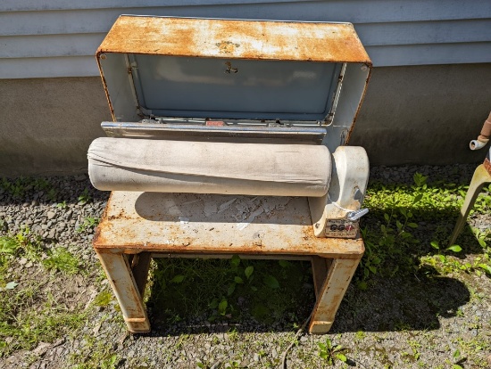 Maytag Ironer