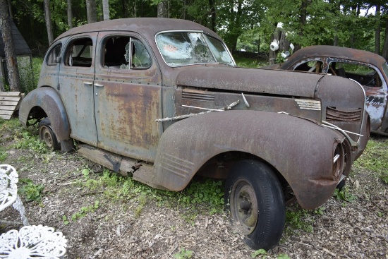 1939 Dodge Sedan