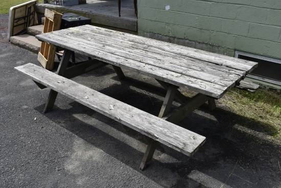 8' Picnic table