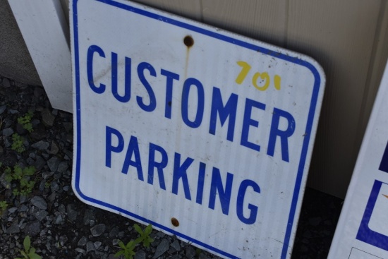 Customer Parking Sign