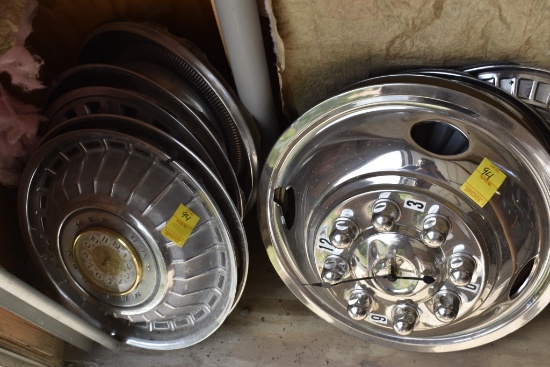 9 Hub Cap Clocks