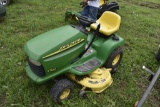 John Deere LT166 Lawn Tractor
