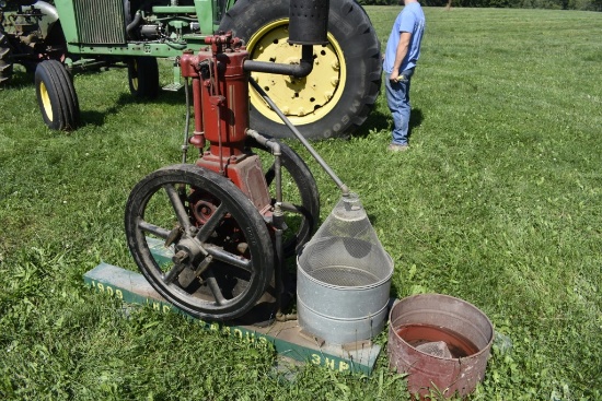 1909 International Harvester Company Famous Hit and Miss Engine