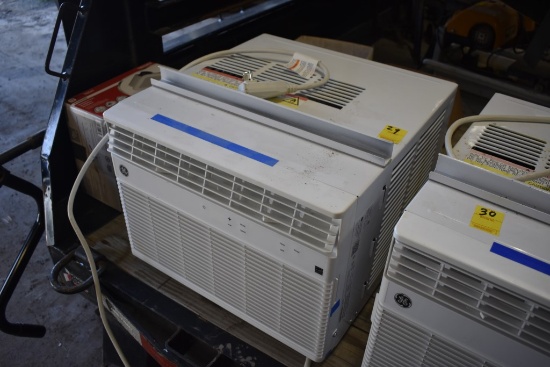 GE AHC12AZW1 12000 BTU Air Conditioner
