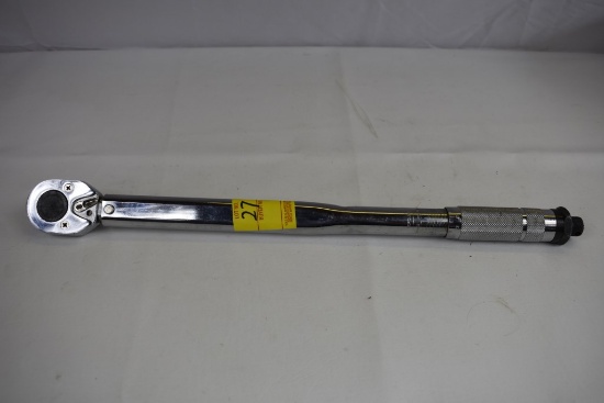 Pittsburgh 1/2" Click Type 150ftlb Torque Wrench