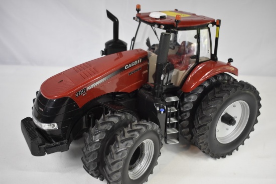 Ertl Case-IH Magnum 380 CVT Toy