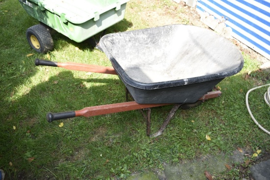 Black Plastic True Temper Wheelbarrow