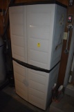 Four Tier Enclosed Plastic Shelf Unit with Bifold Doors