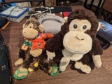 2 Monkeys and Jewelry Box