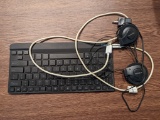 Belkin Portable Keyboard with Headphones