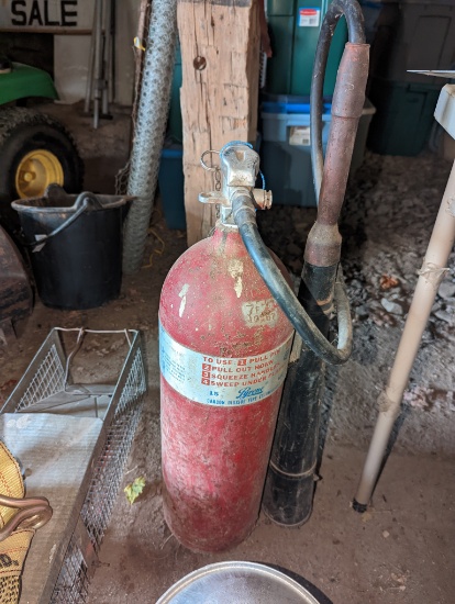 Pyrene Carbon Dioxide Fire Extinguisher