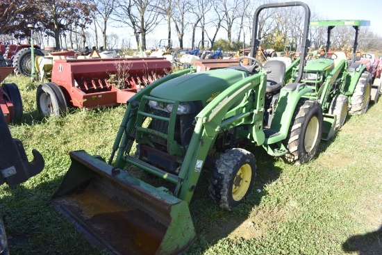 John Deere 3320 Loader Tractor