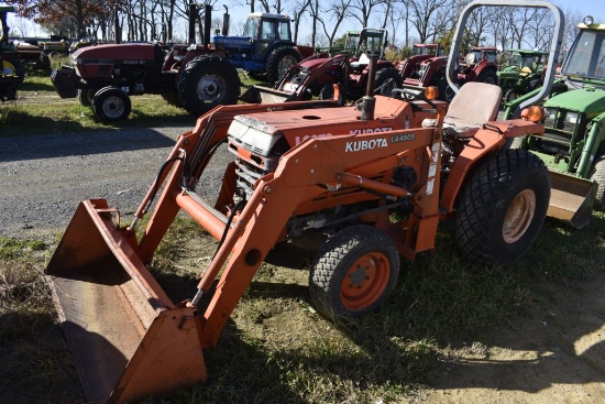 Kubota L2350 Loader Tractor