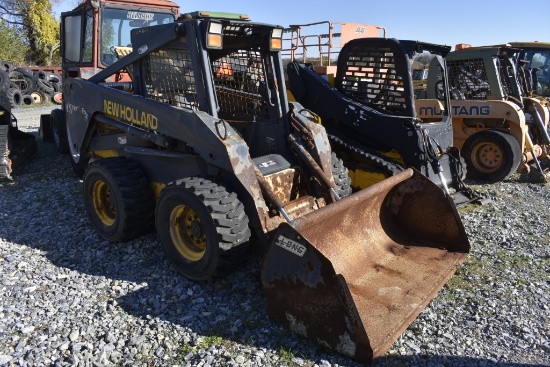 New Holland LS 185.B Skid Steer