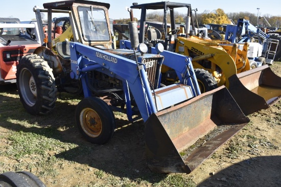 Ford 2600 Loader Tractor