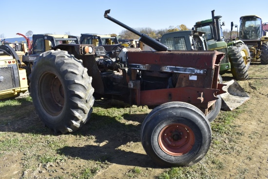 International 784 Tractor