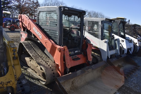 Kubota SVL90-2 Skid Steer with Tracks