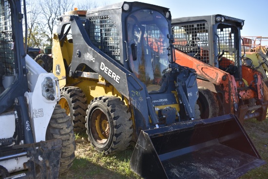 John Deere 318G Skid Steer