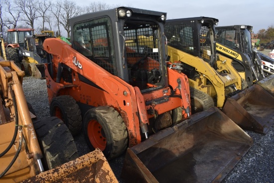 Kubota SSV65 Skid Steer