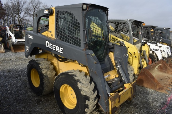 John Deere 328D Skid Steer