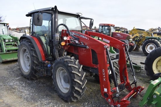 Massey Ferguson 4710 Loader Tractor