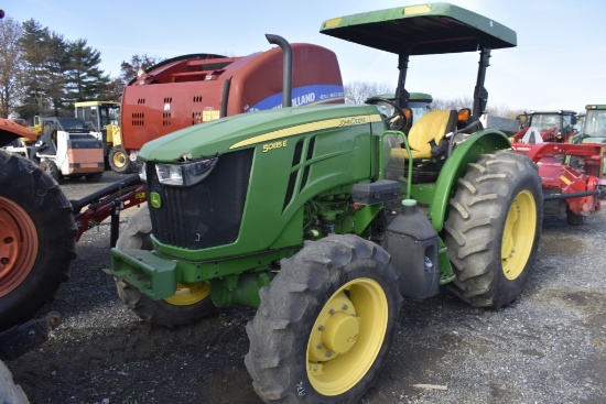 John Deere 5085E Tractor