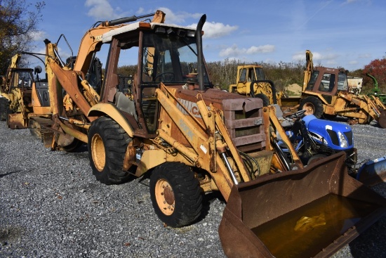 Case 580K Back Hoe