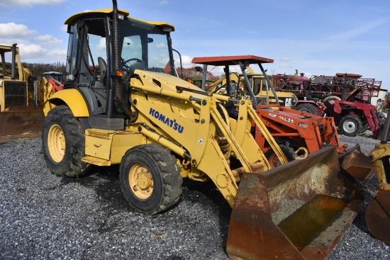 Komatsu WB146 Backhoe