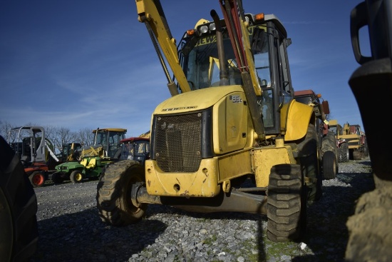 New Holland B95C Back Hoe
