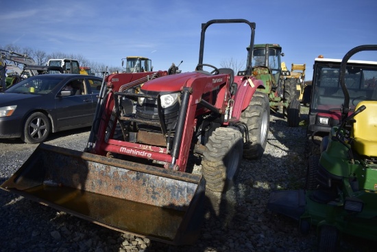 Mahindra 2555 Loader Tractor