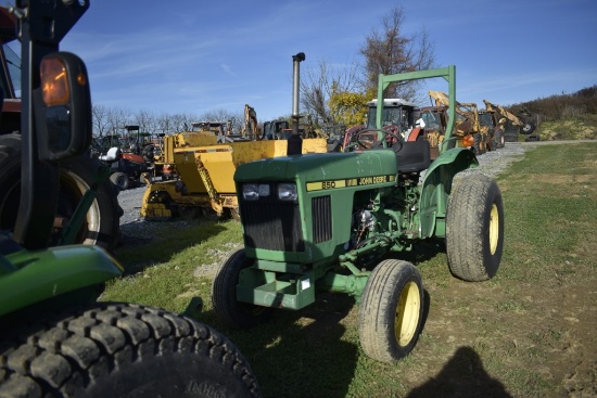 John Deere 850 Tractor