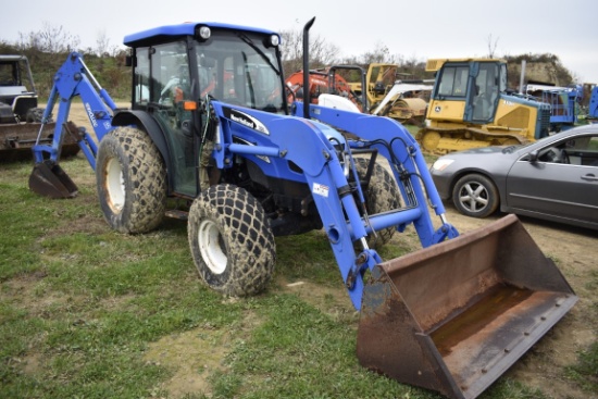 New Holland TN70DA Backhoe Loader Tractor