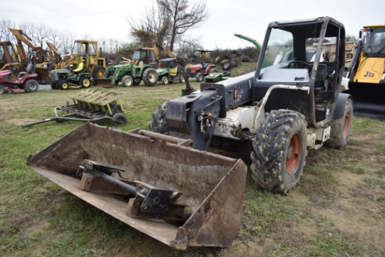 Bobcat V623 VersaHandler Telehandler