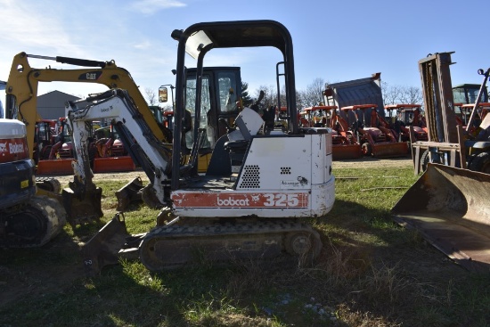 Bobcat 325 Advantage Series Mini Excavator