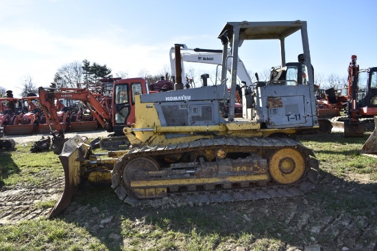 Komatsu T11 Dozer