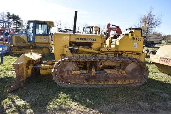 John Deere 450 Dozer