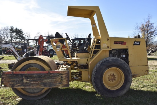 Hypac C830B Vibratory Drum Roller