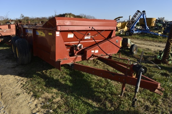 New Holland 195 Manure Spreader