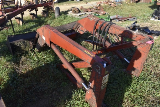 International 2250 Loader with 84" Bucket