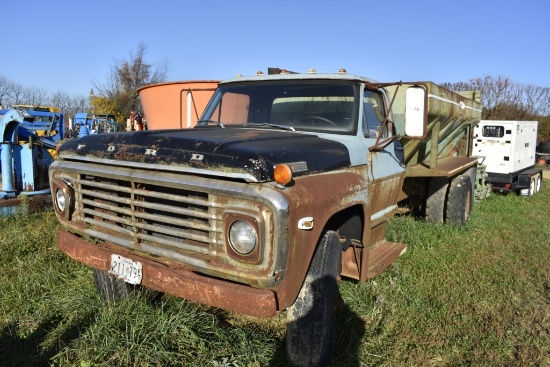 Ford 100 Custom Fertilizer Spreader Truck